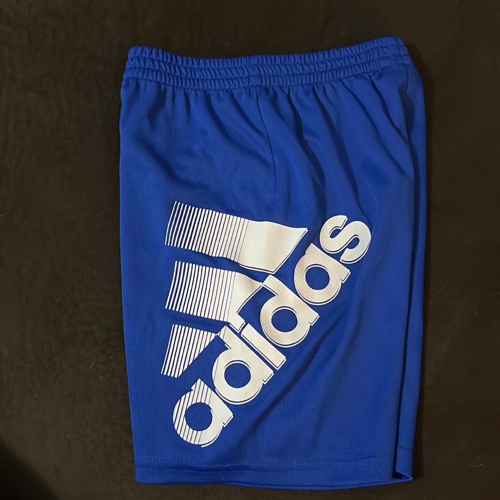 Boys adidas shorts size 5